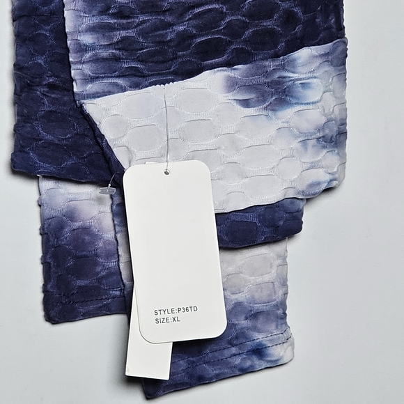 Vizio blue tie dye textured leggings nwt size Juniors XL - Picture 2 of 7